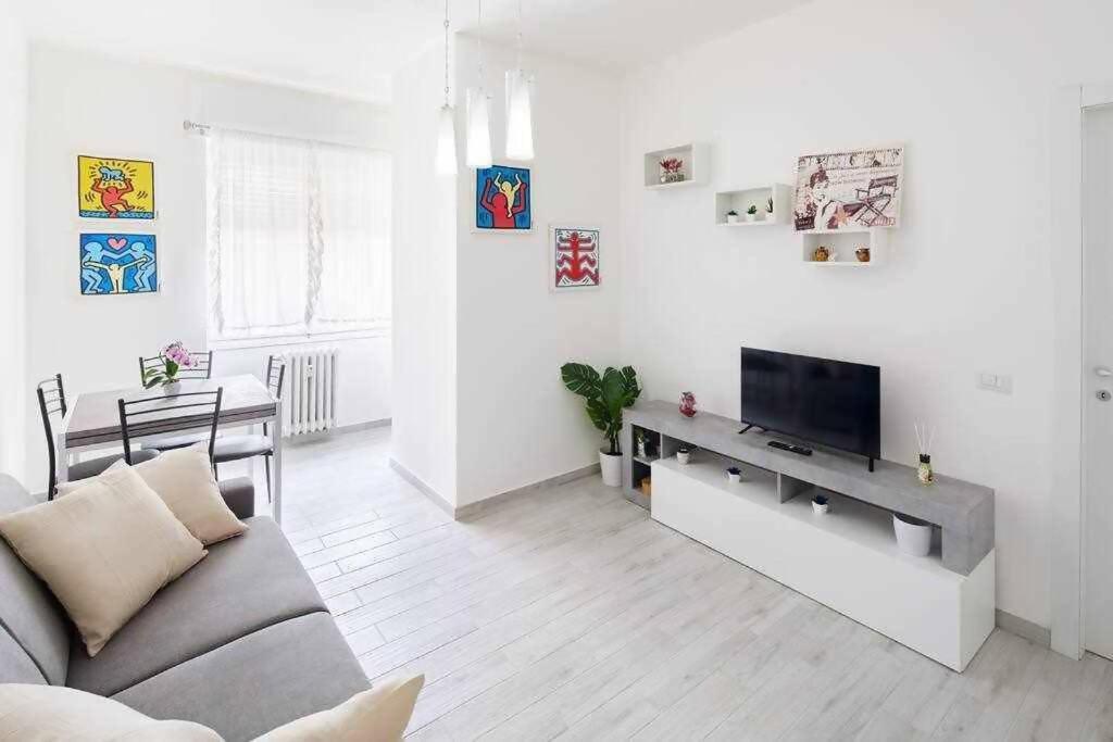 Sunny San Siro Stadio Apartment Mediolan Zewnętrze zdjęcie